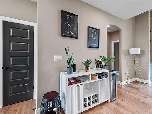 5th image of 8012 NE 102nd St