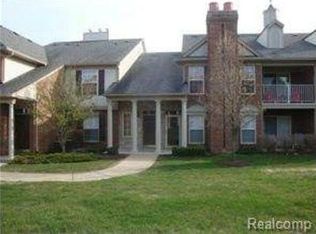 3607 Oakmonte Blvd #37, Rochester, MI 48306