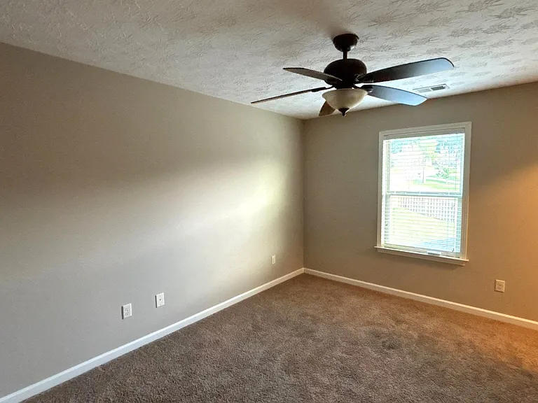 Upstairs Bedroom 1