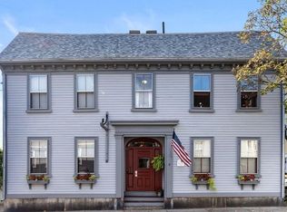 9 State St #1, Marblehead, MA 01945