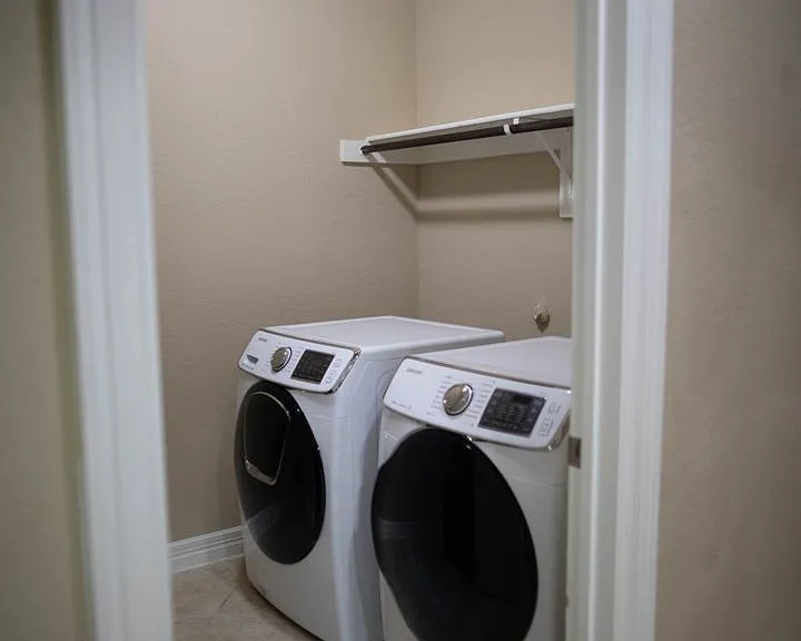 907 Appalachian Dr — Photo 32