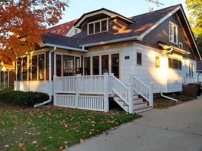 1932 N 84th St, Wauwatosa, WI, 53226
