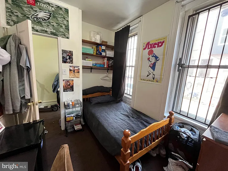 2045 N Carlisle St — Photo 9