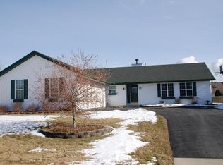 10366 S Katie Dr, Oak Creek, WI 53154