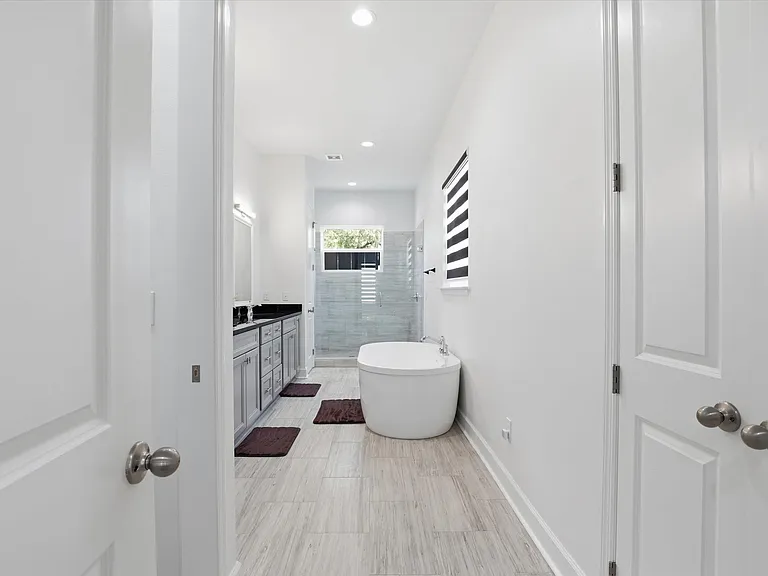 2751 Michel Boulos St — Photo 26