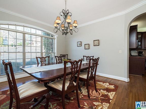 4th image of 1016 Woodlands Cv