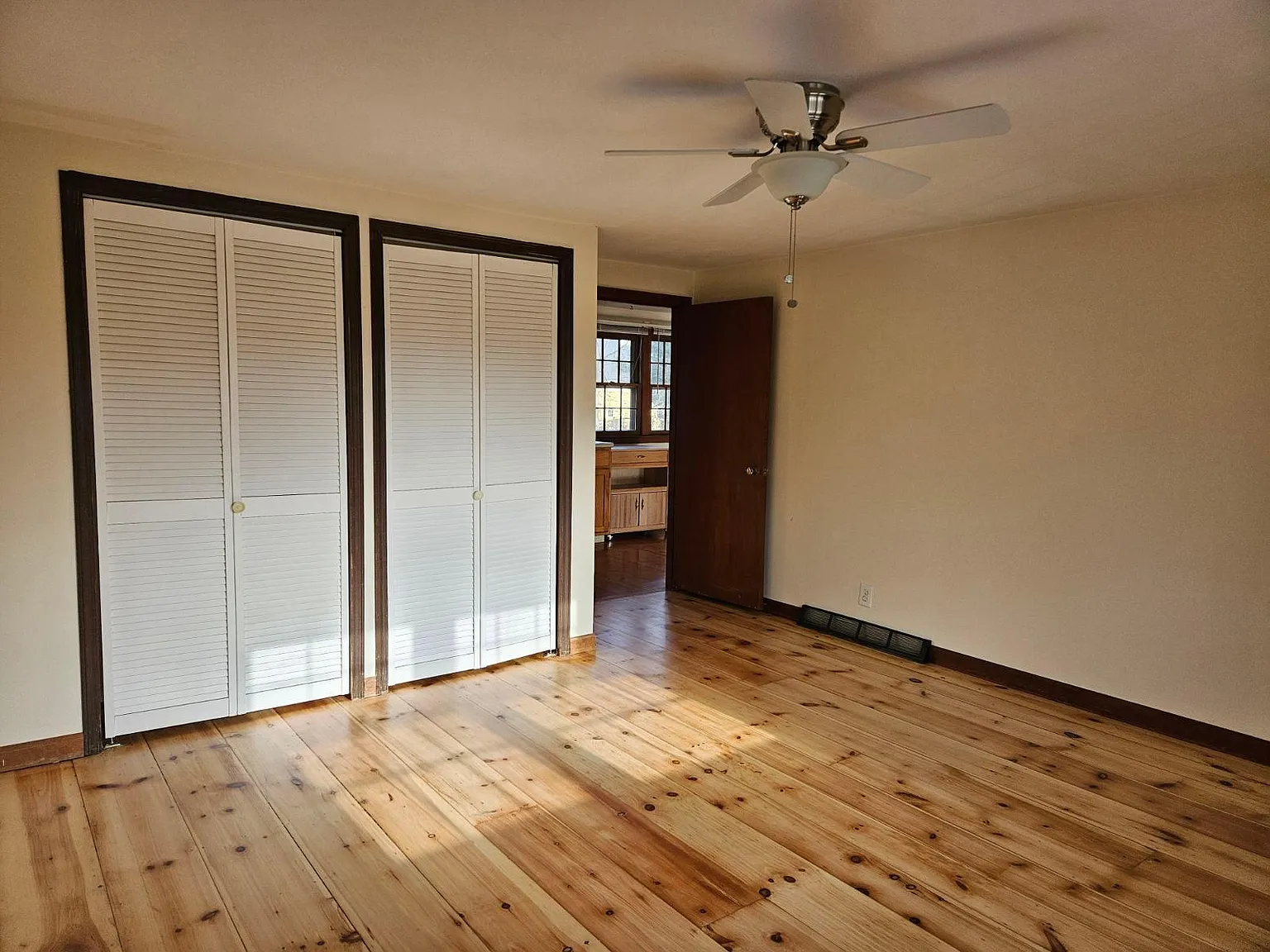 1 bed, 600 sqft, $2,100 — Photo 3