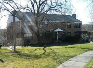 70 Rockledge Rd APT 2B, Hartsdale, NY 10530