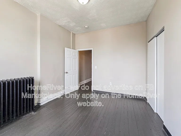 2335 May St #4F — Photo 8