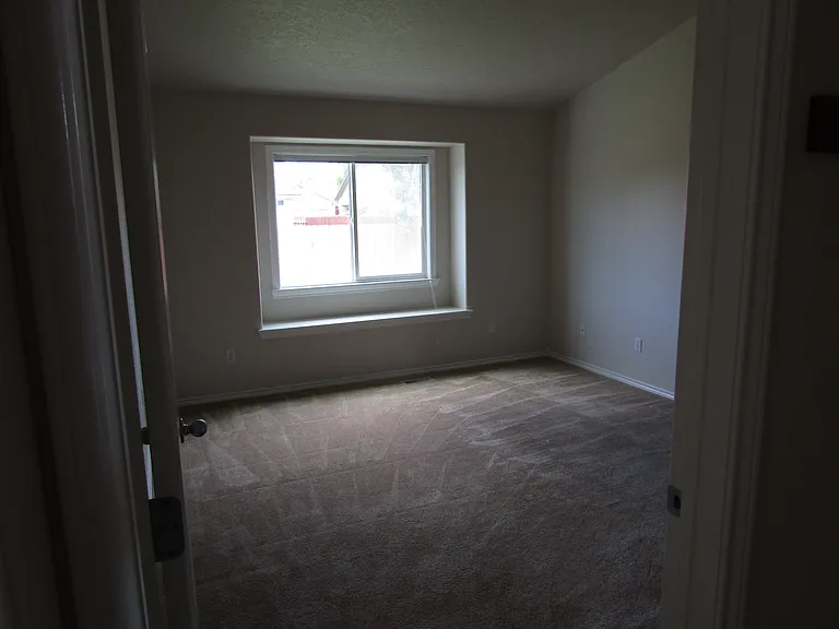 11752 W Tahiti St — Photo 12