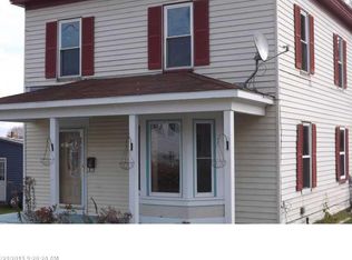 88 Downes St, Calais, ME 04619
