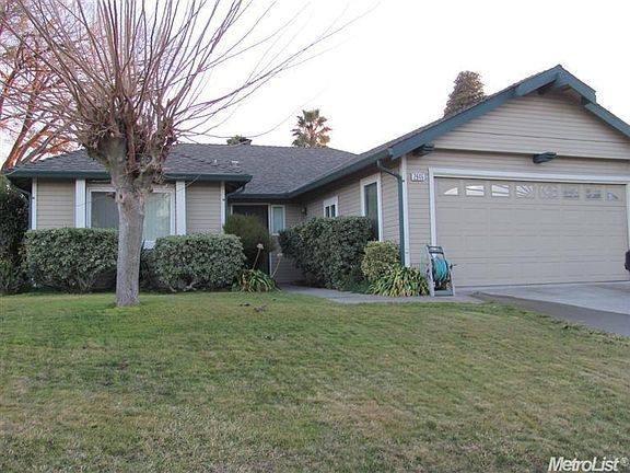 2nd image of 2946 Angel Ct