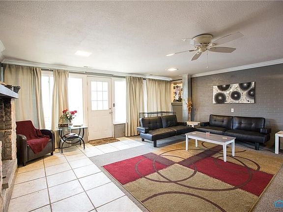 3rd image of 3273 Heatherdowns Blvd