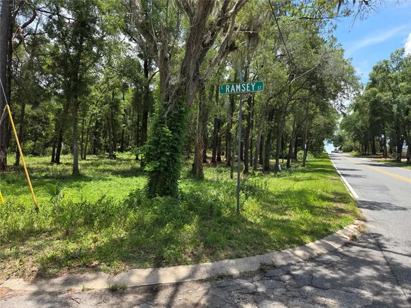 525 N Croft Ave, Inverness, FL 34453