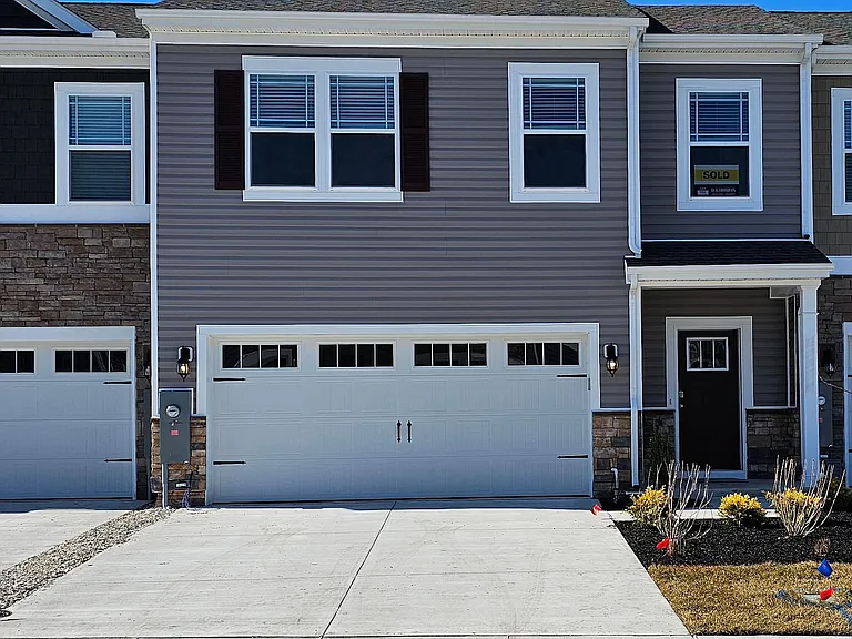 35014 Sunfish Ln — Photo 1