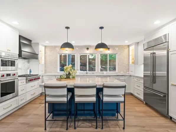 21 Tum Suden Way, Redwood City, CA 94062