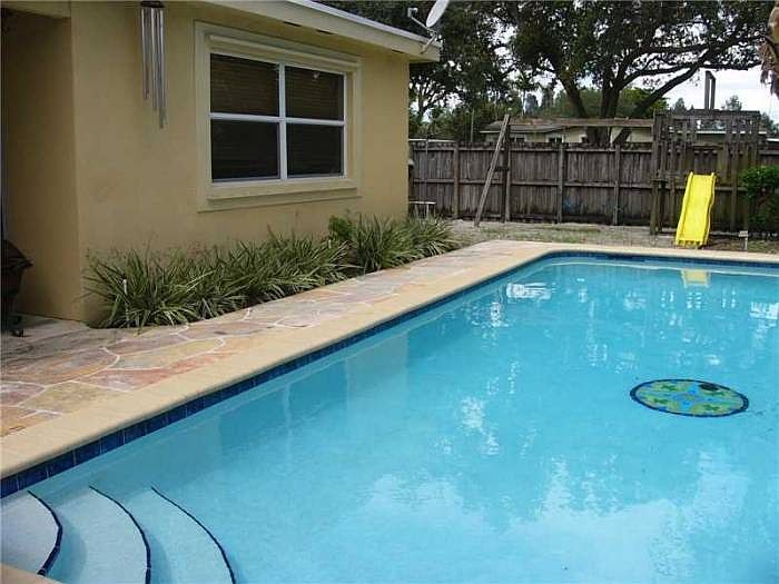2nd image of 5200 SW 89th Ave