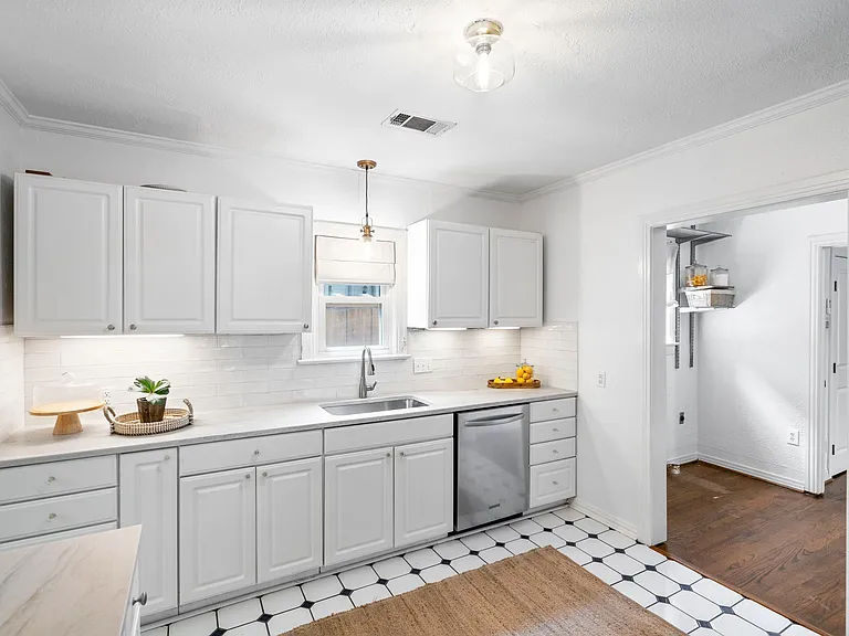 5523 Ellsworth Ave — Photo 11
