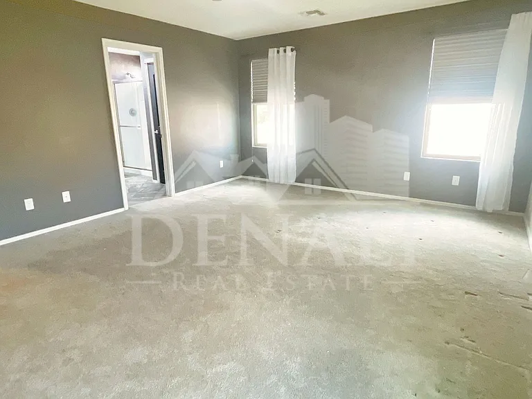 51 S 57th Pl — Photo 15