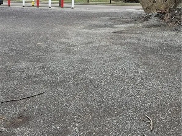 552 N Howard St, Akron, OH 44310