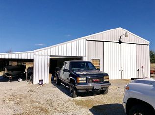 8846 Campbellsville Rd, Hodgenville, KY 42748