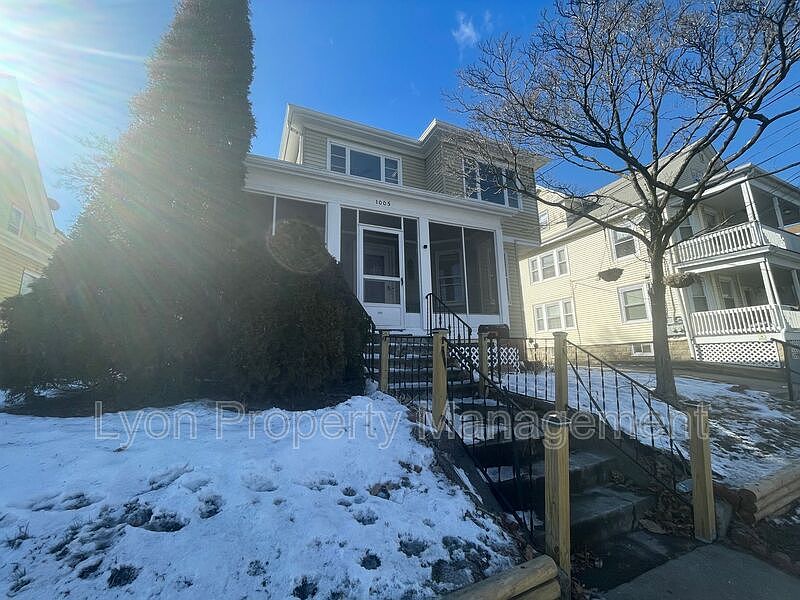 1st image of 1005 Narragansett Blvd Floor 2