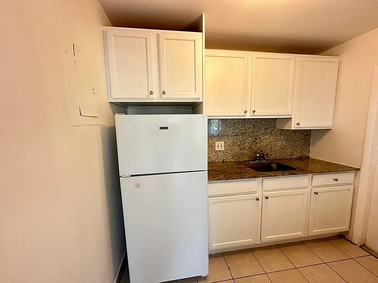 817 Lighthouse Dr #C — Photo 5