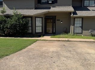 4 Lakeview Dr, Burneyville, OK 73430