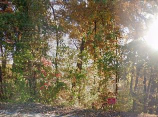 141 N Alabama Rd, Oak Ridge, TN 37830