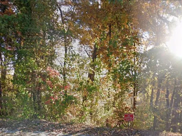 141 N Alabama Rd, Oak Ridge, TN 37830