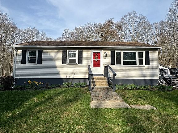 2nd image of 26 Cottage Rd