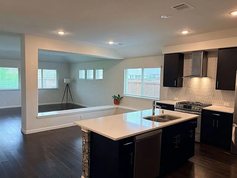 3811 Thomas Plains Dr — Photo 12