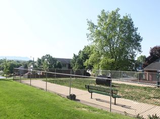 1018-4 Blue Ridge Dr, Harrisonburg, VA 22802