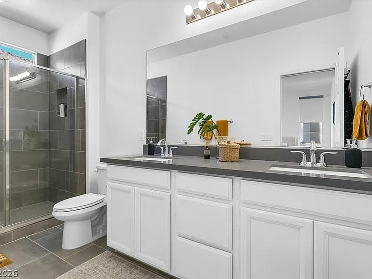 92 Kimberlite Dr — Photo 32
