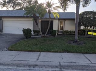 660 Linden Dr, Englewood, FL 34223