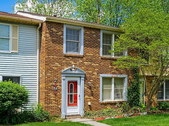3rd image of 7494 Stonetrail Way
