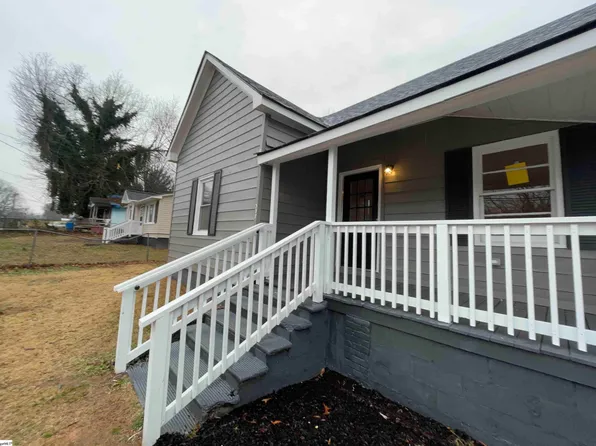 317 Sycamore St, Gaffney, SC 29340