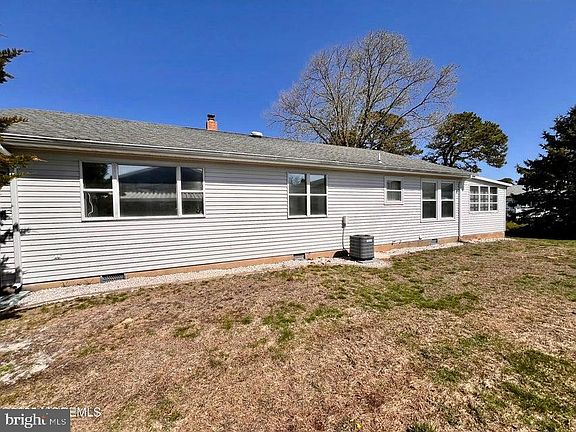5th image of 10 Lumsden St