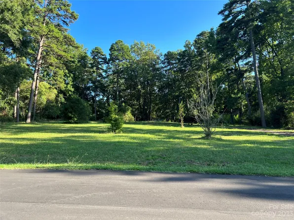 2417 Kendrick Dr, Charlotte, NC 28214