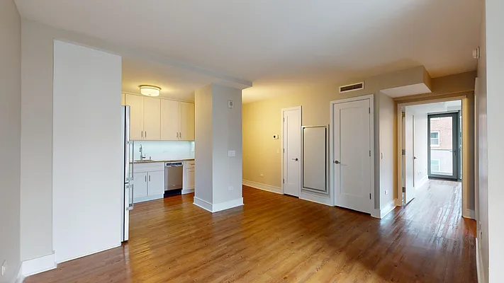 Rented by Bond New York | media 5