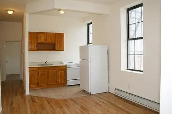 Sold by Corcoran | media 19