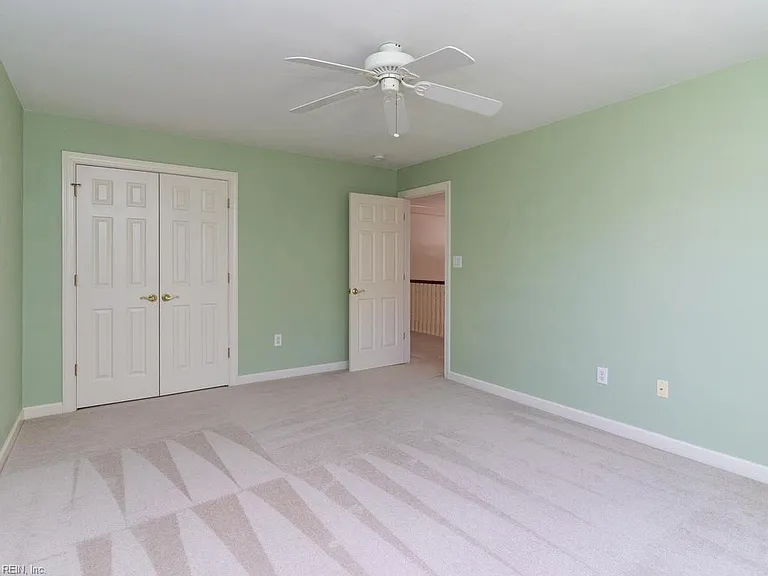 138 Greengable Way — Photo 38