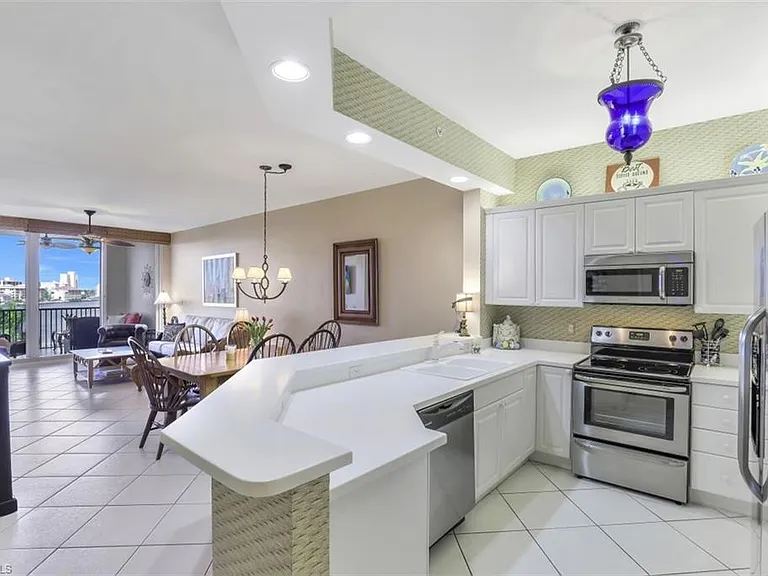 400 Flagship Dr #505 — Photo 9