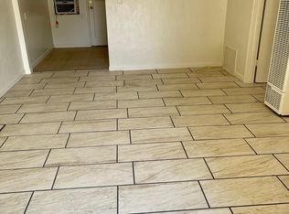 127 W 18th St APT 4, Merced, CA 95340