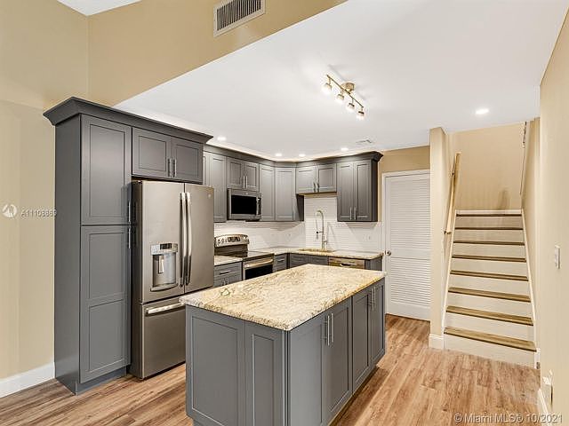 1st image of 4213 N Landar Dr #4213