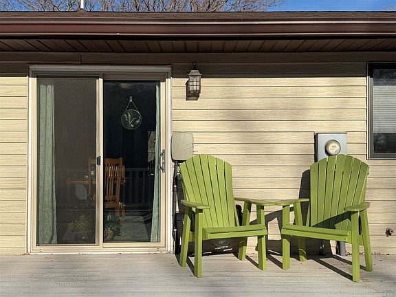 3rd image of 603 2nd Ave SE #2