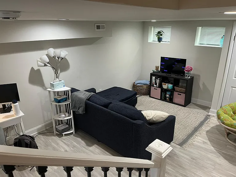 727 N Chester St — Photo 19