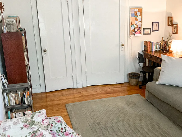 5464-76 S. Harper Ave. — Photo 14
