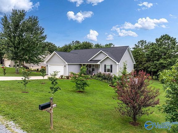 3rd image of 206 County Road 1009