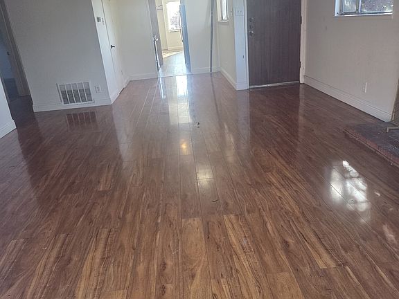 2nd image of 4207 Taft Ave
